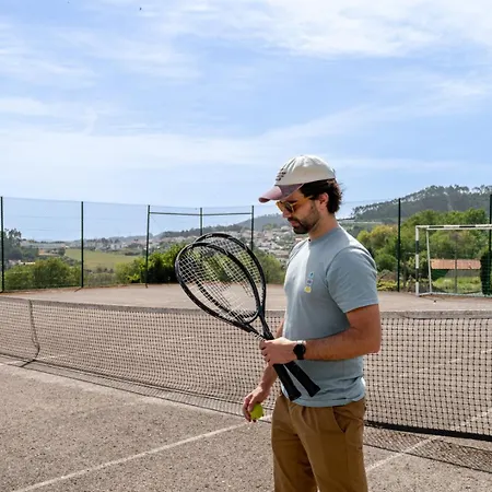 Hostwise - Country W/ Pool, Court & Views Dom wakacyjny *