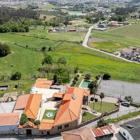 Dom wakacyjny Hostwise - Country W/ Pool, Court & Views Paredes (Porto)