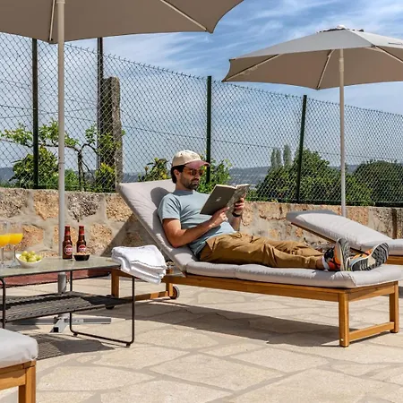 Hostwise - Country W/ Pool, Court & Views