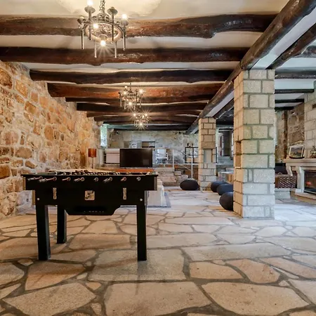 Hostwise - Country W/ Pool, Court & Views Σπίτι διακοπών Paredes (Porto)