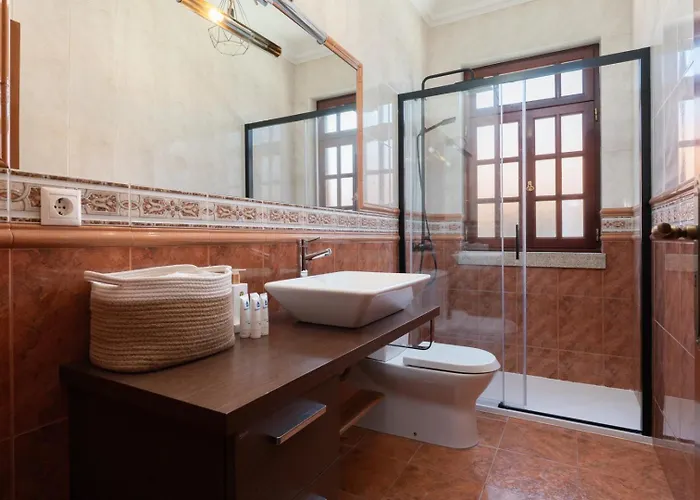 Hébergement de vacances Hostwise - Country W/ Pool, Court & Views Paredes (Porto)