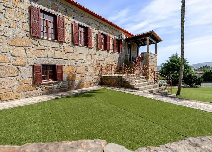 Hostwise - Country W/ Pool, Court & Views