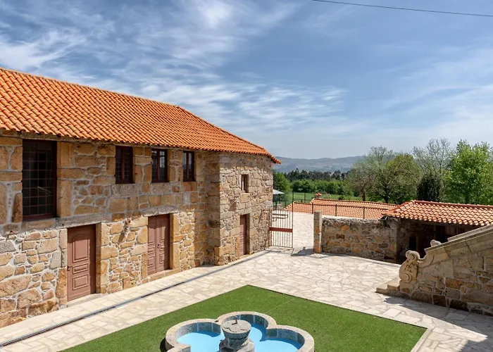 Hébergement de vacances Hostwise - Country W/ Pool, Court & Views *