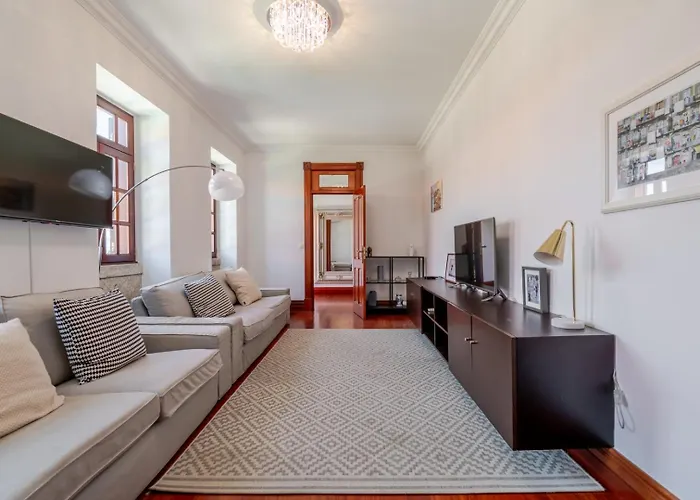 Hébergement de vacances Hostwise - Country W/ Pool, Court & Views